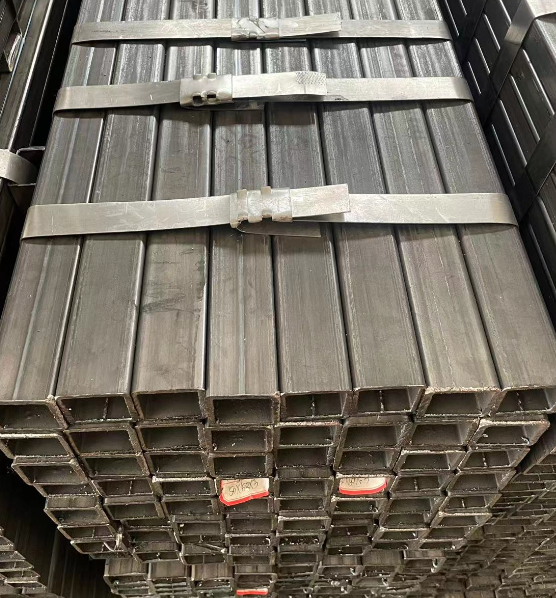 韶关工业用梯子 镀锌管焊接梯子 铁梯子方管梯