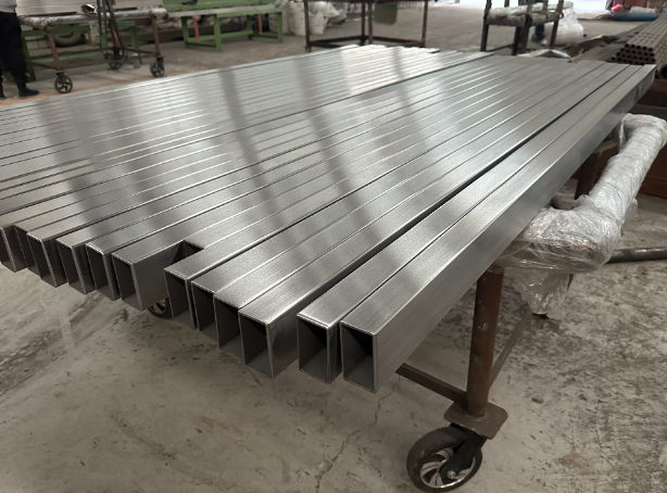 韶关新能源汽车用不锈钢方管 现货